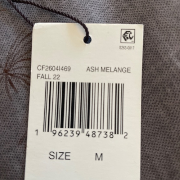 Sweater - Picture 6 of 6